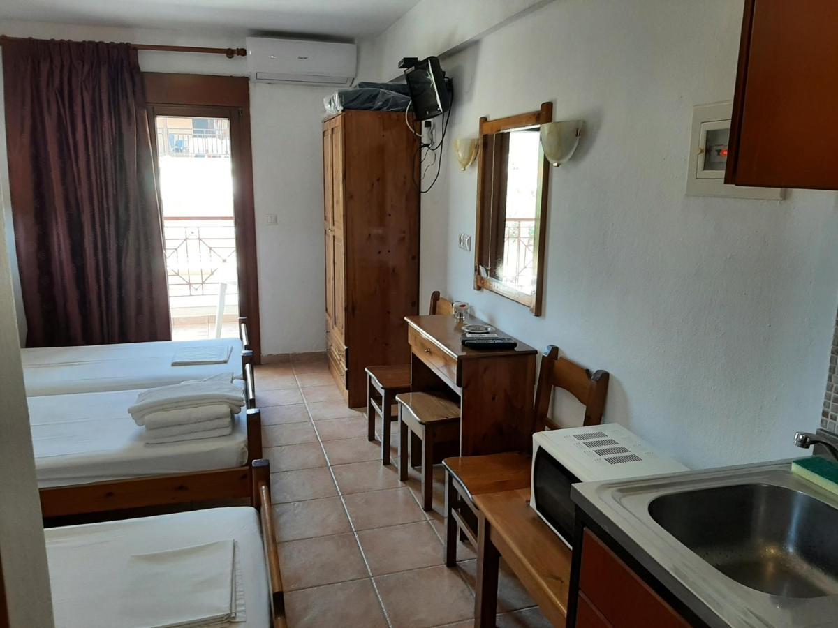 Hotel Kosmas Sarti Exterior foto